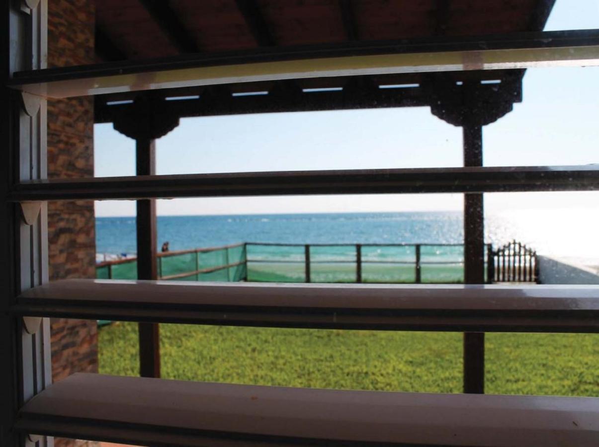 Panorama Beach House, 5 Meters To The Sea Perivolia Buitenkant foto